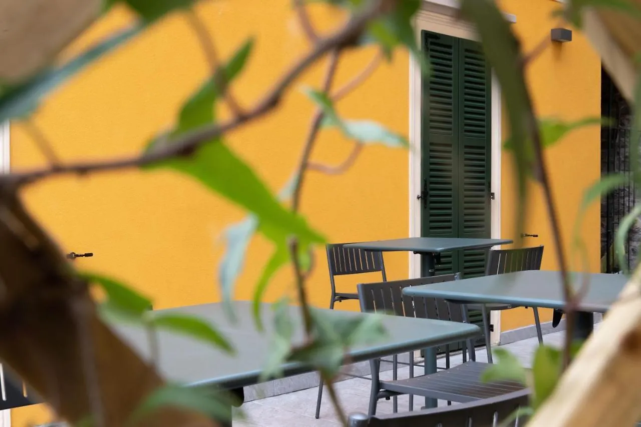 Ca Del Lasco - Modern Apartments In Classic Villa Bellano