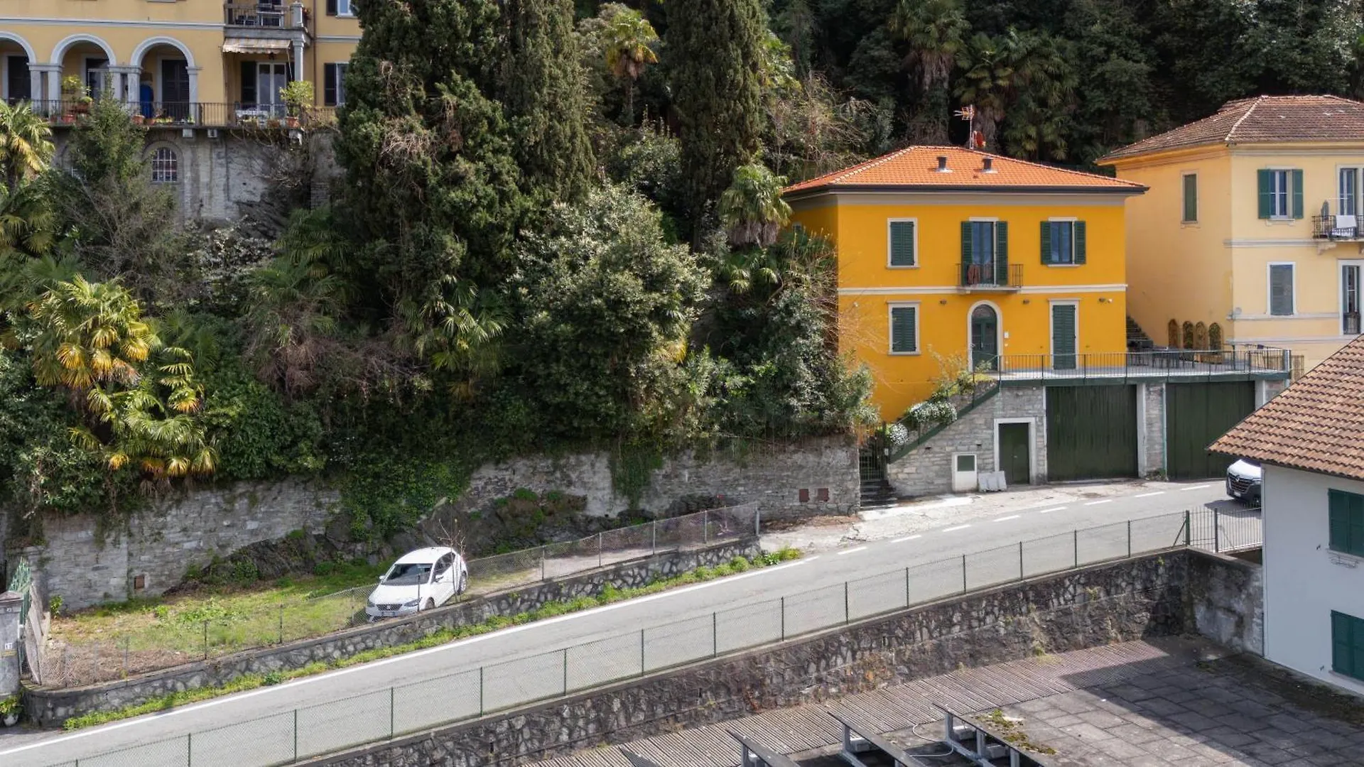 Ca Del Lasco - Modern Apartments In Classic Villa Bellano Italie