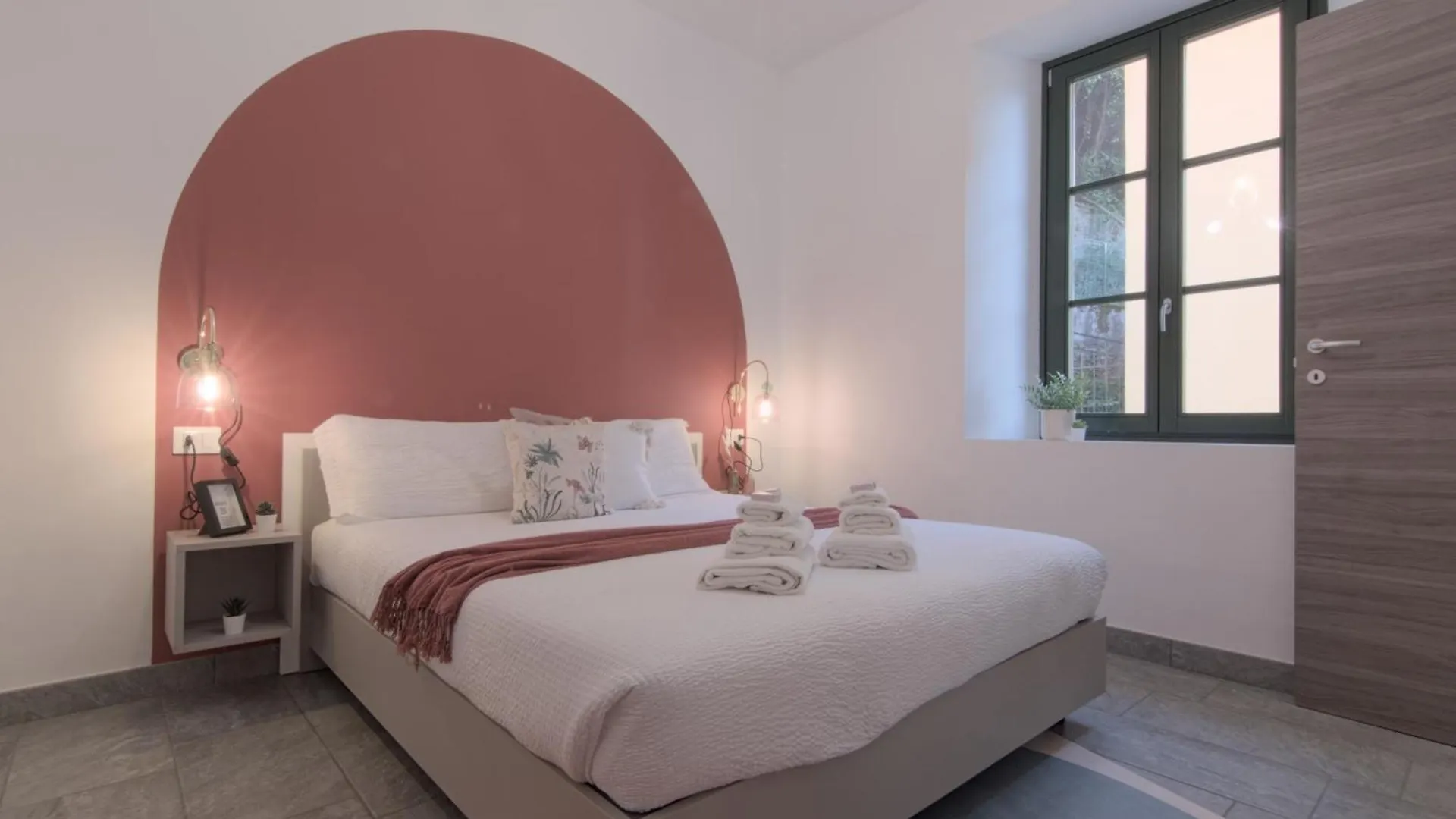 Ca Del Lasco - Modern Apartments In Classic Villa Bellano