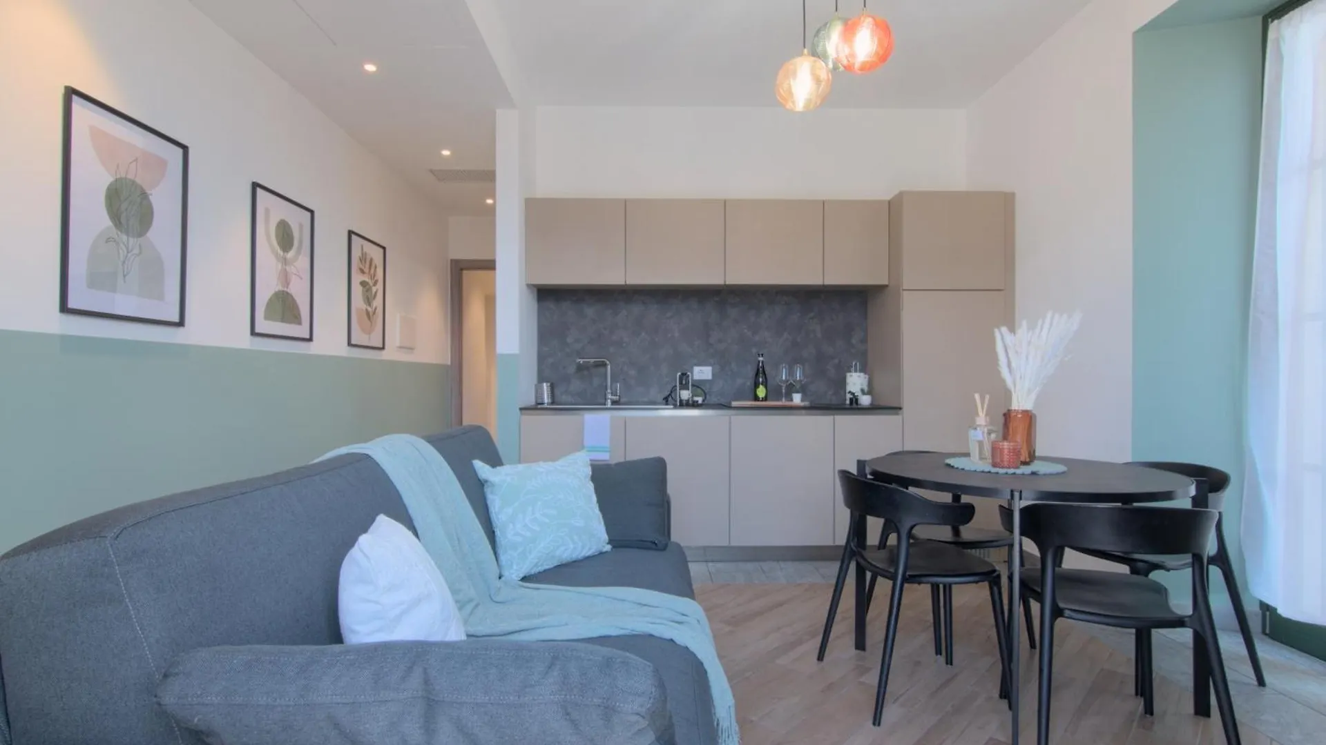 Ca Del Lasco - Modern Apartments In Classic Villa Bellano Itálie