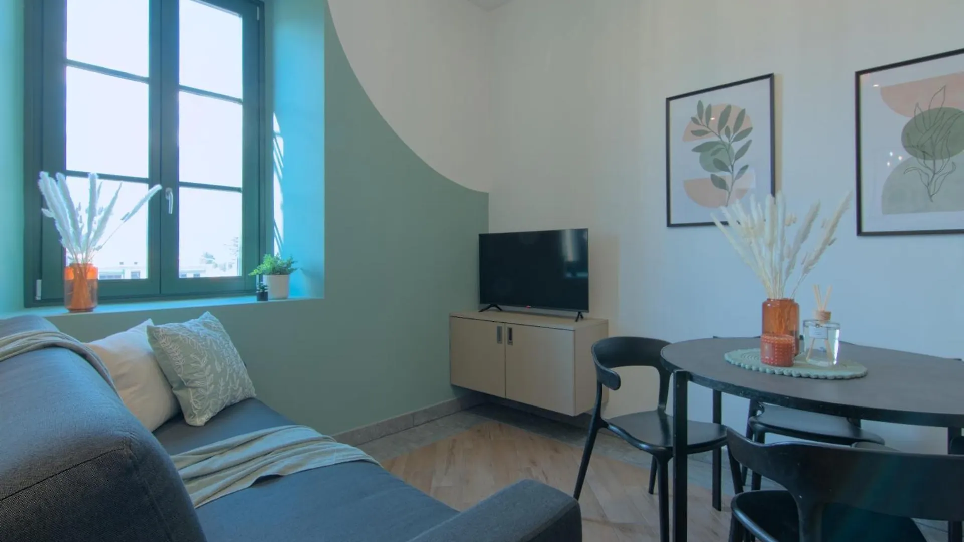 Ca Del Lasco - Modern Apartments In Classic Villa Bellano